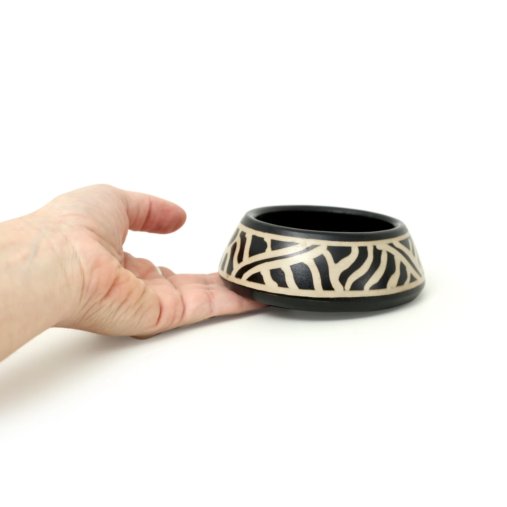 Incense Burner - Peruvian Ceramic Incense Burner for Stick and Cone Incense - Waves - 4.5" - Image 4