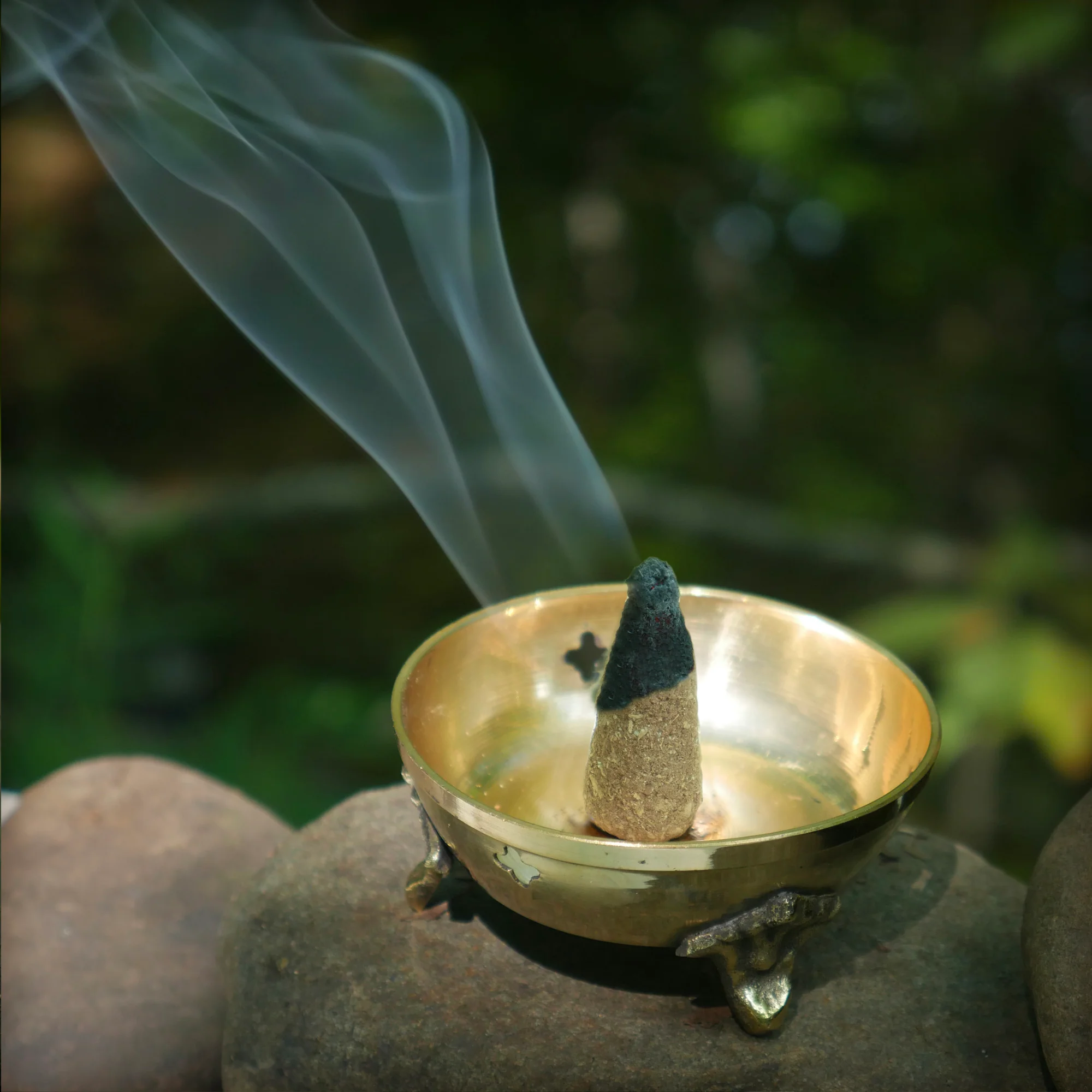 Kit - Palo Santo Cinnamon Cones with Burner - Image 6