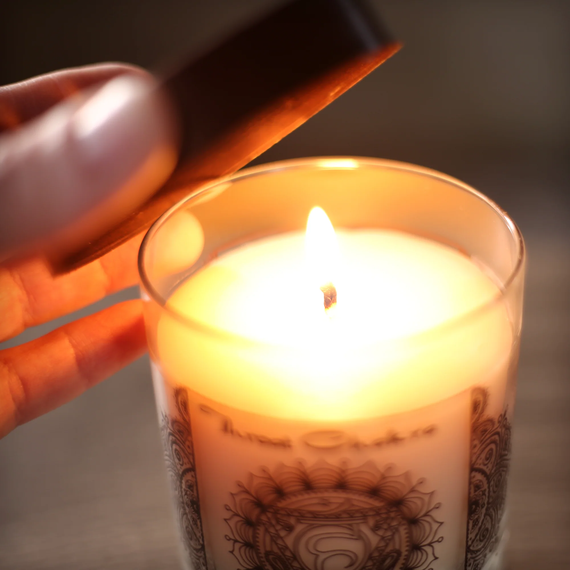 Throat Chakra Vishuddha | Candle for Chakra Meditation Scented with Essential Oils | Woods & Amber | Communication and Wisdom - 10.5oz - Image 3